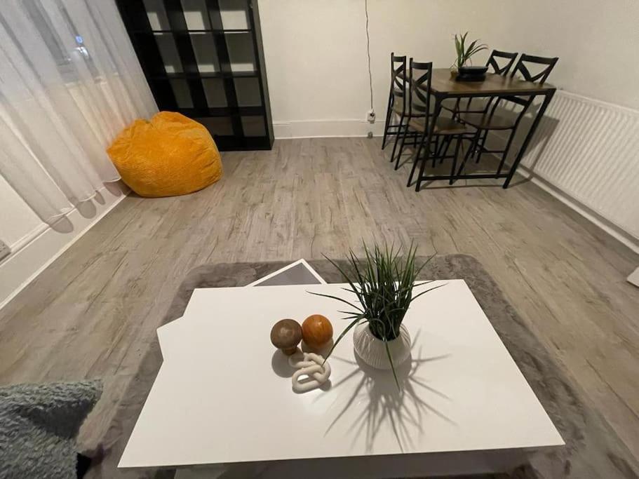 Comfortable 2 Bedroom On Tower Bridge London Luaran gambar