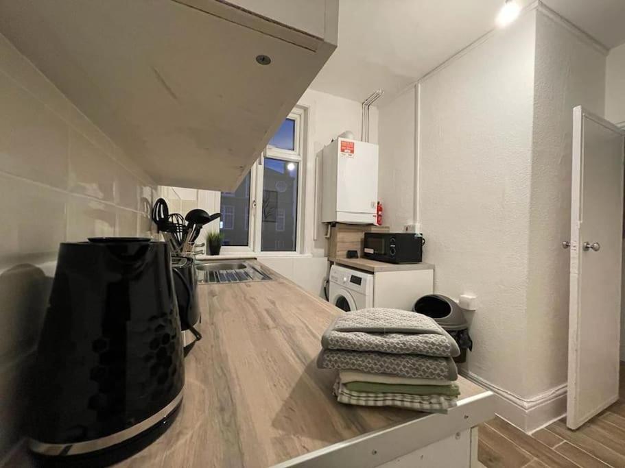 Comfortable 2 Bedroom On Tower Bridge London Luaran gambar
